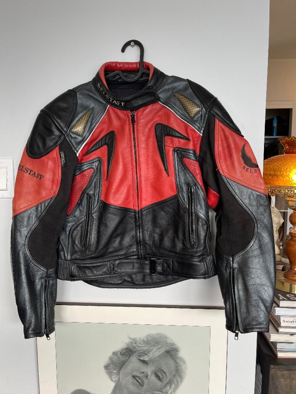 VINTAGE BELSTAFF LEATHER MOTORCYCLE JACKET IN RED AND BLACK SIZE SMALL